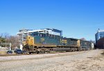 CSX 444 & 4553 lead train L619-07 around the curve at Raleigh Tower